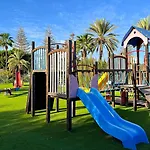 بانغالوز كورديال بياريتز بلايا ديل إنغلز